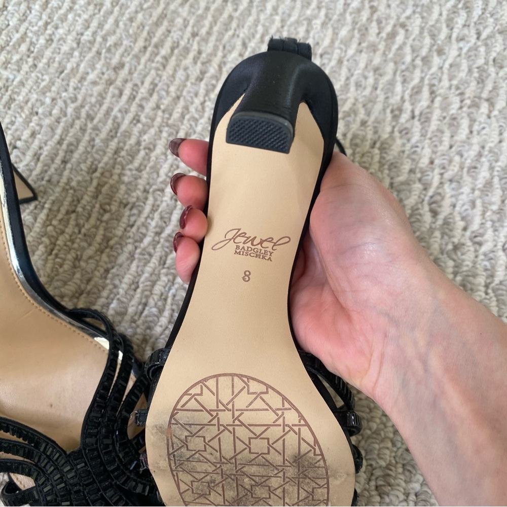 Jewel Badgley Mischka Black Strappy Sandal Size 8 - Picture 6 of 9